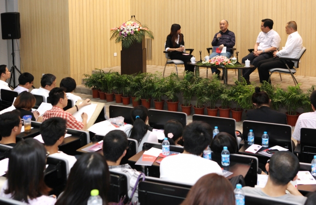 校友师生面对面交流会照片 校友师生面对面交流会照片