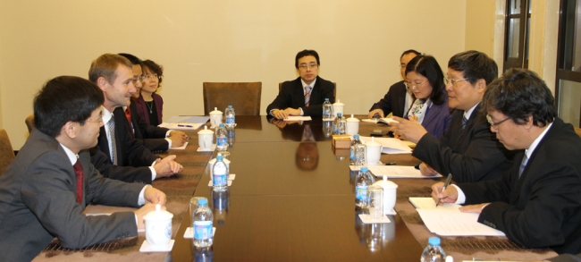 周家伦会见西门子首席技术官 周家伦会见西门子首席技术官
