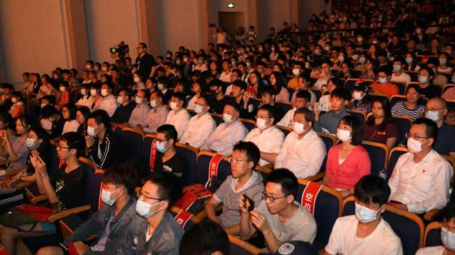 https://news.tongji.edu.cn/__local/A/14/2E/C4488F35F0BB9A2E87876478BA5_72478CFE_19B51.jpg https://news.tongji.edu.cn/__local/A/14/2E/C4488F35F0BB9A2E87876478BA5_72478CFE_19B51.jpg