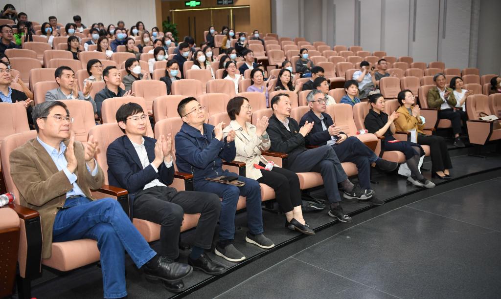 会场 会场